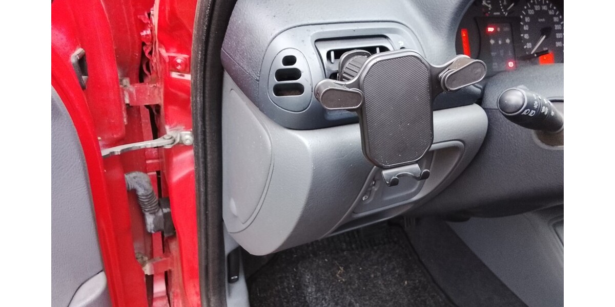 Renault clio 86.000 km 2.750 &euro; Wesel 46483