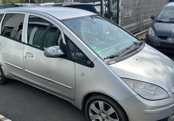 Mitsubishi Colt 210.000 km 590 &euro; Essen 45326