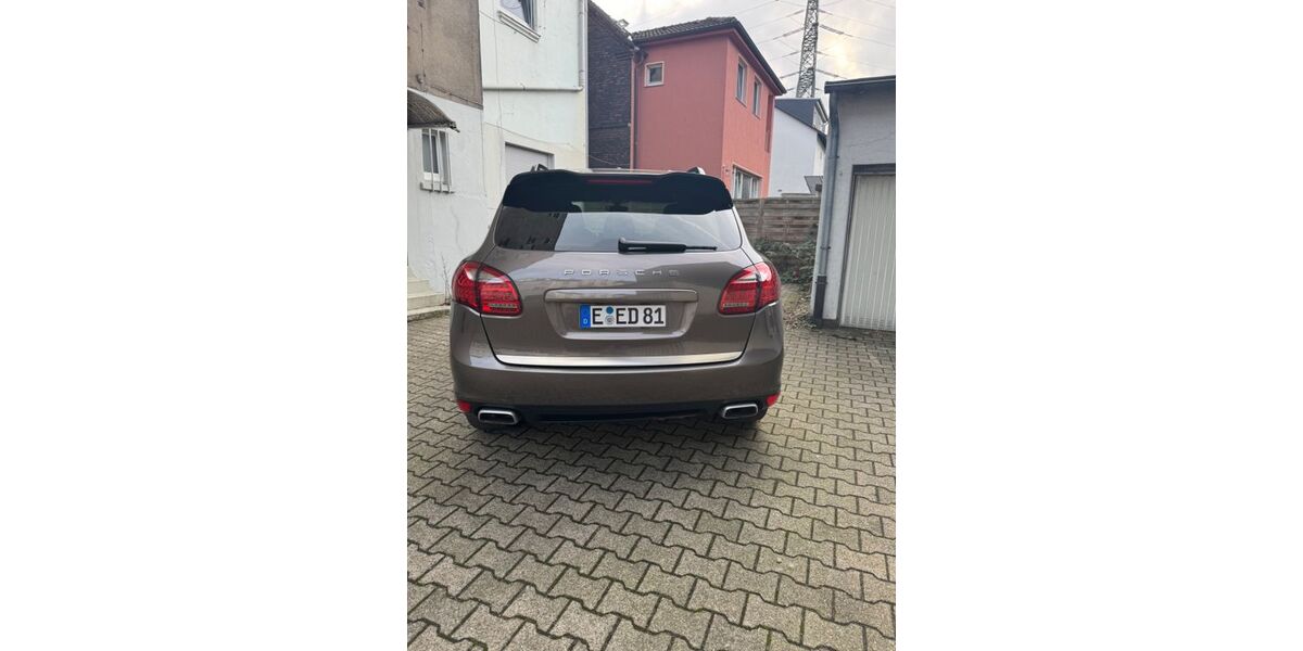 Porsche Cayenne 296.045 km 17.200 &euro; Essen 45309