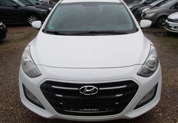 Hyundai i30 212.000 km 3.999 &euro; Oberhausen 46149