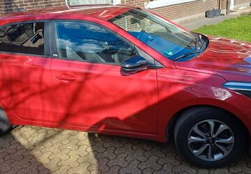 Hyundai i20 68.000 km 9.990 &euro; Duisburg 47137