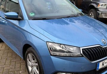 Skoda Fabia 106.300 km 9.999 &euro; Herne 44625