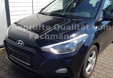 Hyundai i20 43.742 km 9.555 &euro; Dorsten 46282
