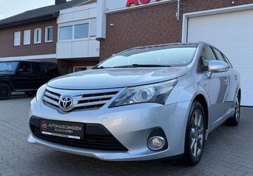 Toyota Avensis 238.000 km 6.950 &euro; Hamminkeln 46499