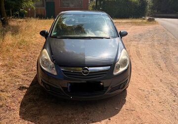 Opel Corsa 89.500 km 2.400 &euro; Dorsten 46284