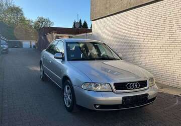 Audi A4 136.000 km 5.000 &euro; Essen 45143