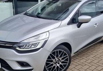 Renault Clio 62.500 km 9.950 &euro; Borken 46325