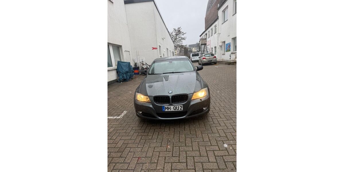 BMW 318 128.000 km 7.000 &euro; Mülheim 45468