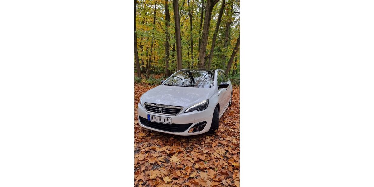 Peugeot 308 130.000 km 8.450 &euro; Reken 48734