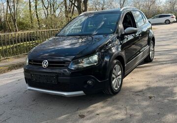 VW Polo 109.000 km 6.799 &euro; Essen 45356