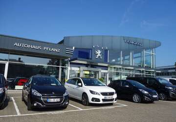 Peugeot 3008 40.477 km 29.580 &euro; Bochum 44801