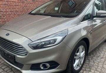 Ford S-Max 199.000 km 7.500 &euro; Recklinghausen 45657
