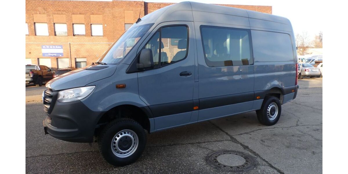 Mercedes-Benz Sprinter 241.325 km 39.950 &euro; Essen 45309
