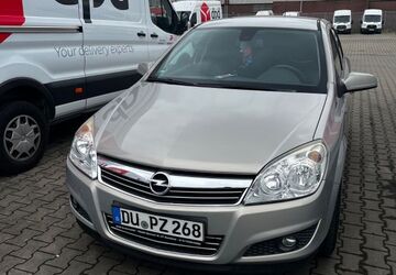 Opel Astra 72.500 km 4.800 &euro; Duisburg 47051