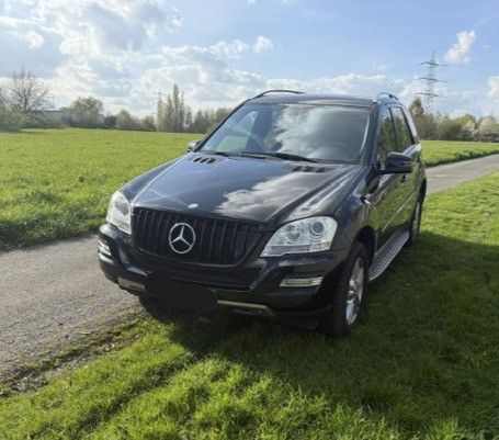 Mercedes-Benz ML 350 150.000 km 14.800 &euro; Oberhausen 46147