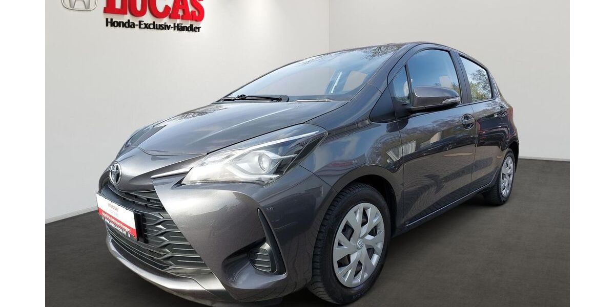 Toyota Yaris 97.978 km 8.980 &euro; Oberhausen 46117