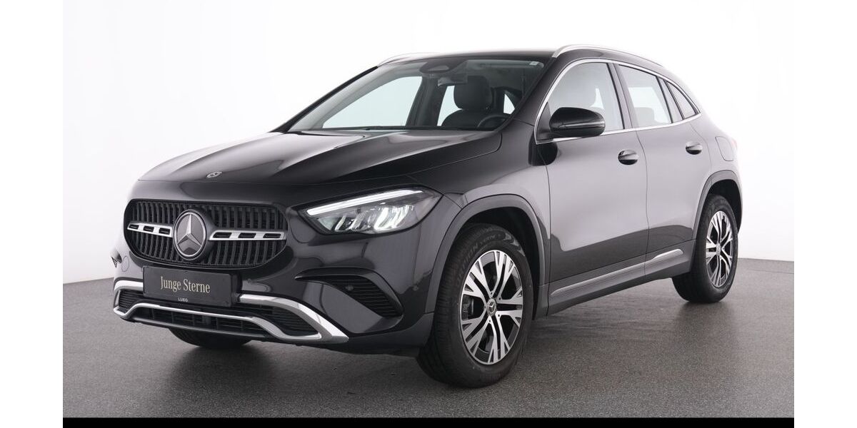 Mercedes-Benz GLA 180 10.978 km 35.885 &euro; Essen 45309