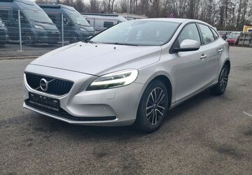 Volvo V40 85.787 km 13.490 &euro; Essen 45309
