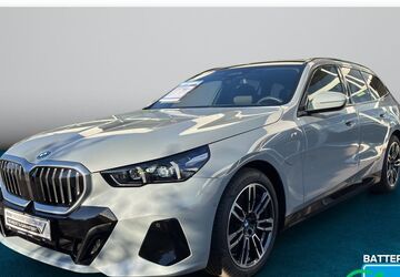 BMW 550 12.505 km 73.990 &euro; Duisburg 47053