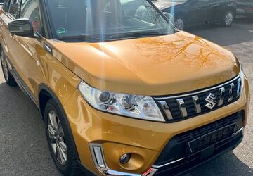 Suzuki Vitara 18.000 km 15.999 &euro; Recklinghausen 45663