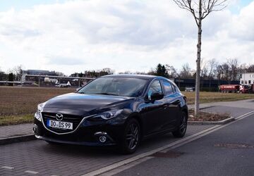Mazda 3 159.600 km 8.700 &euro; Recklinghausen 45665
