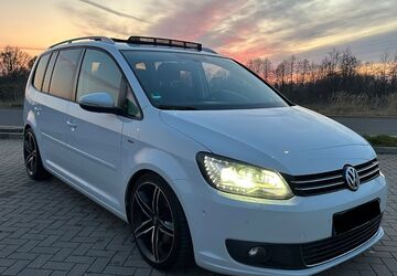 VW Touran 97.500 km 13.200 &euro; Olfen 59399