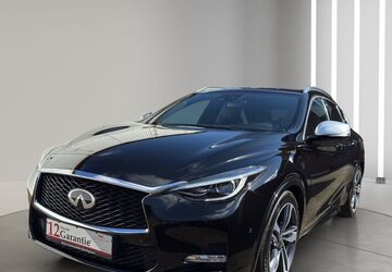 INFINITI Q30 100.000 km 16.990 &euro; Oberhausen 46045
