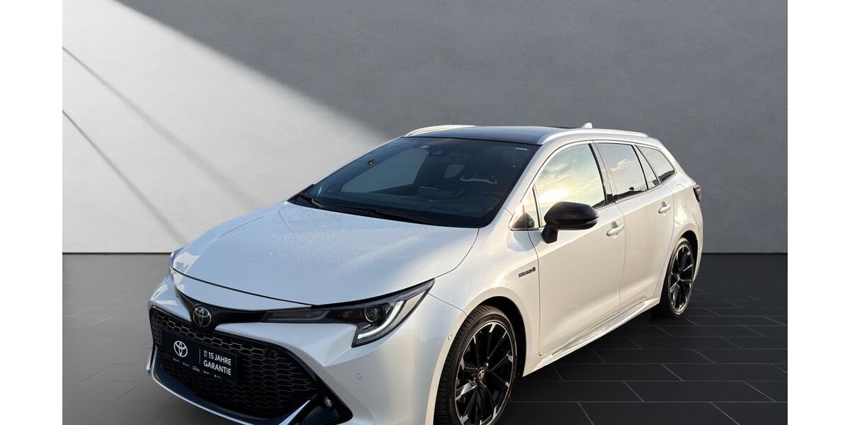 Toyota Corolla 63.000 km 25.450 &euro; Wesel 46485