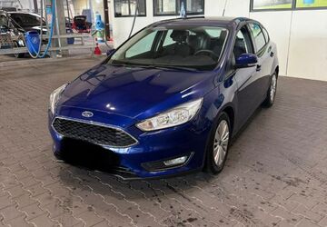 Ford Focus 29.458 km 8.750 &euro; Dülmen 48249
