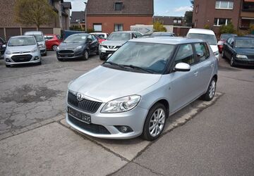 Skoda Fabia 36.900 km 9.880 &euro; Oberhausen 46145