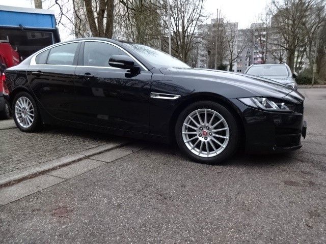 Jaguar XE 245.800 km 7.999 &euro; Essen 45276