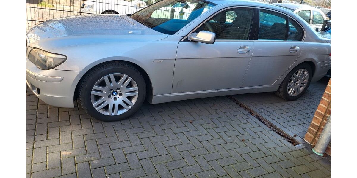 BMW 730 292.000 km 5.300 &euro; Duisburg 47167