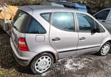 Mercedes-Benz A 140 105.648 km 600 &euro; ESSEN 45141