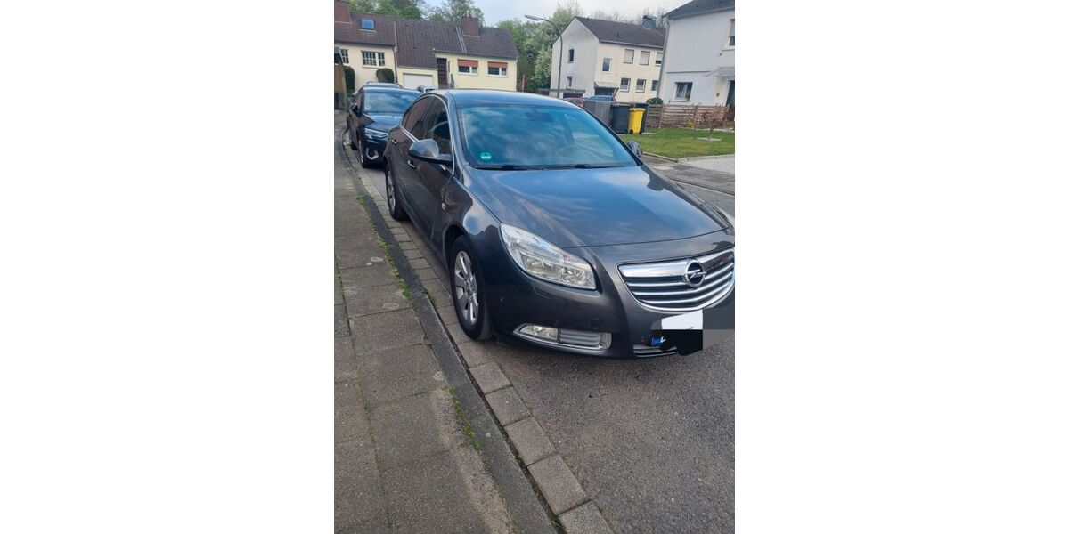 Opel Insignia 113.000 km 5.100 &euro; Recklinghausen 45661
