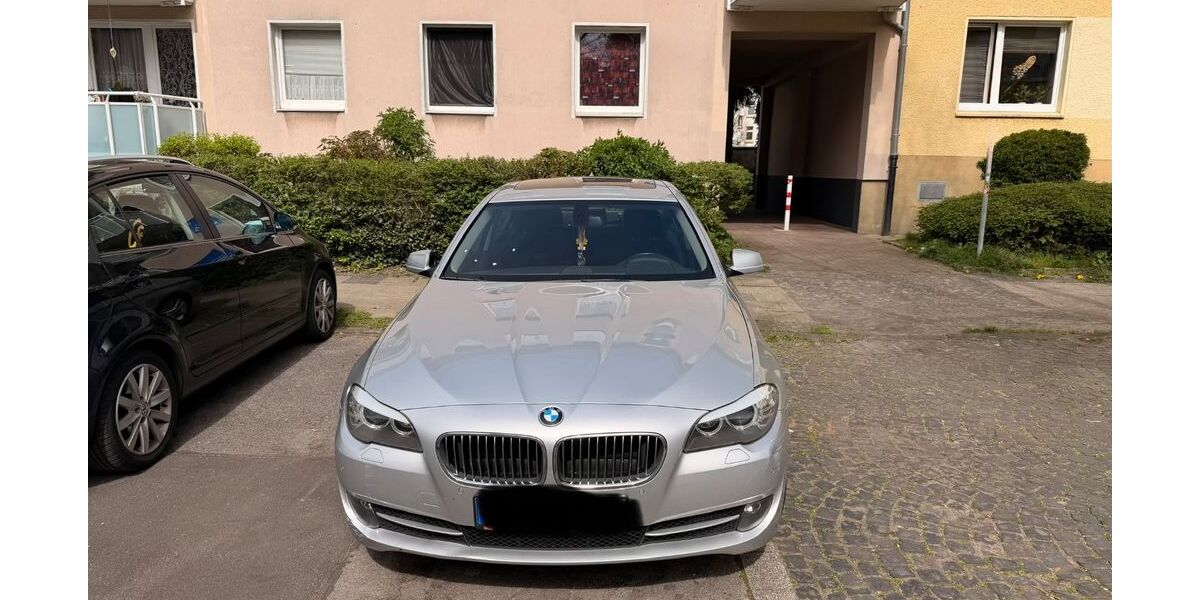 BMW 523 131.000 km 11.500 &euro; Essen 45144