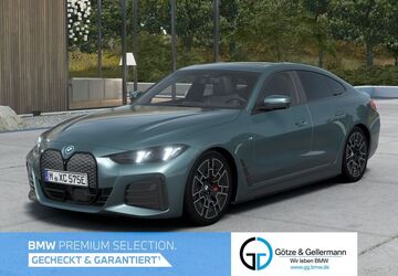 BMW i4 28.546 km 54.940 &euro; Mülheim 45472