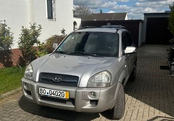 Hyundai TUCSON 110.000 km 5.500 &euro; Bochum 44805