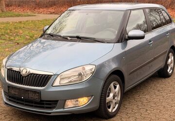 Skoda Fabia 174.500 km 2.599 &euro; Oberhausen 46045