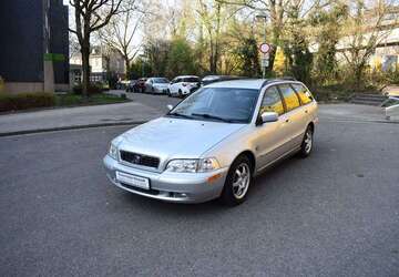 Volvo V40 159.500 km 4.950 &euro; Essen 45276