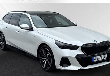 BMW i5 23.500 km 62.480 &euro; Wesel 46485