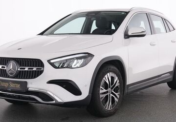 Mercedes-Benz GLA 220 16.479 km 44.835 &euro; Essen 45309