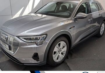 Audi e-tron 44.850 km 26.470 &euro; Raesfeld 46348